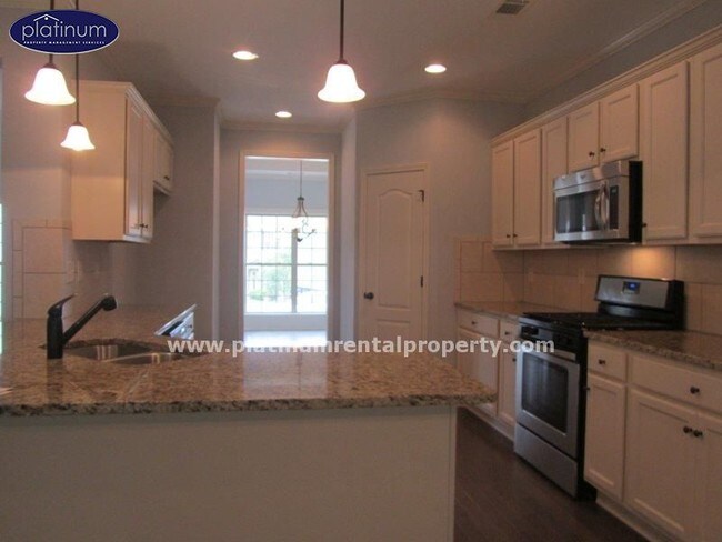 Foto del edificio - 216 Mill Stone Dr
