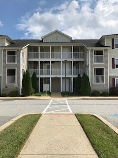 Foto principal - 1880 Congressional Village Dr