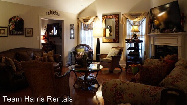 Building Photo - 4 br, 3 bath House - 400 Orchard Falls Drive