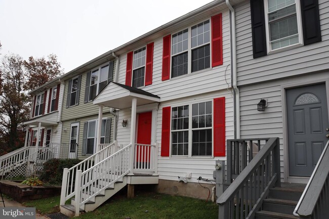 Foto del edificio - 29 Chadford Ct