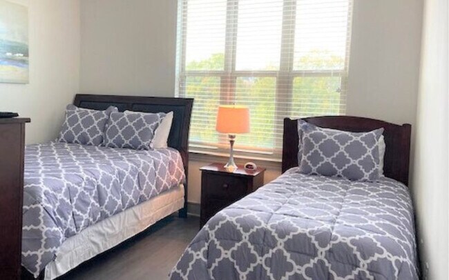 Foto del edificio - 6405 Rex Ln