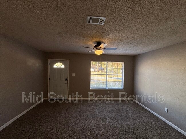 Building Photo - 7901 Bradley Dr