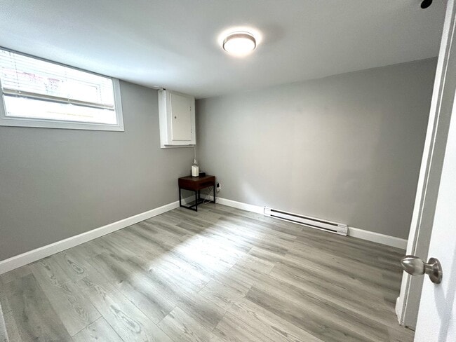 Building Photo - 15 Albany St