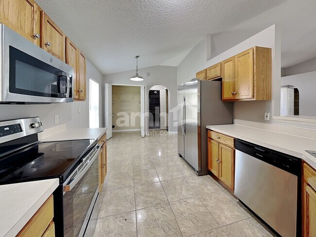 Building Photo - 16918 Corner Hill Ct