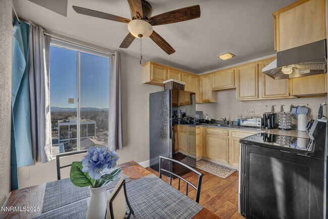 Foto del edificio - 280 Island Ave