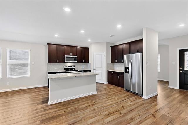 Foto del edificio - 1512 Cobblestone Rd