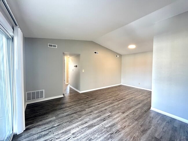 Building Photo - Arbor Mill Apartments
