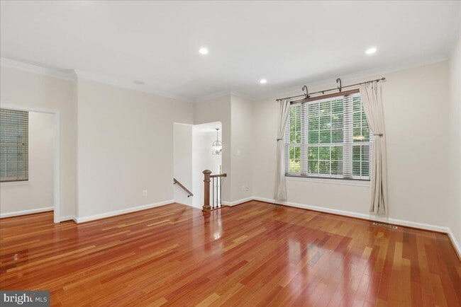Building Photo - 1433 McLean Mews Ct