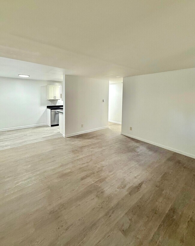 Foto del edificio - 2611 44th Ave SW