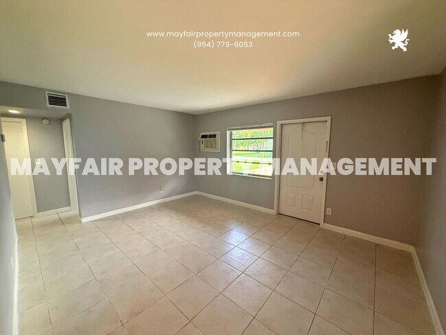 Foto del edificio - 1204 Chateau Park Dr