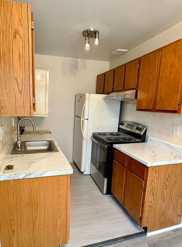 Primary Photo - 2025 Move-In Special – $200 Off First Mont...