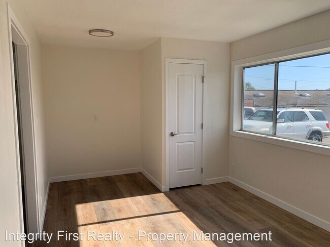 Foto del edificio - 1 br, 1 bath House - 2751 Granger Ave.