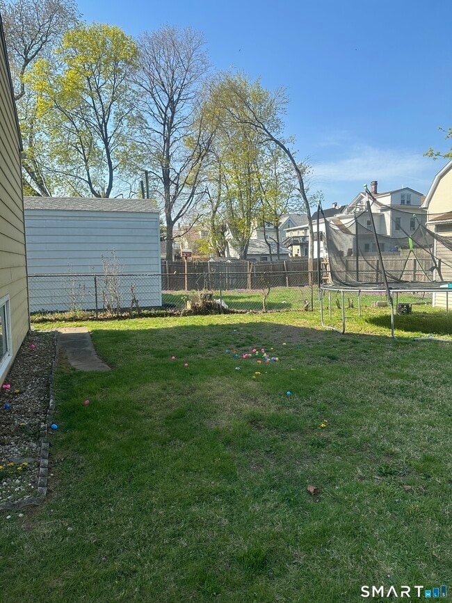 Building Photo - 433 3rd Ave