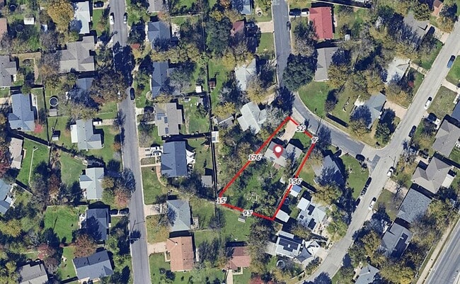 Building Photo - 5202 Beechmoor Dr