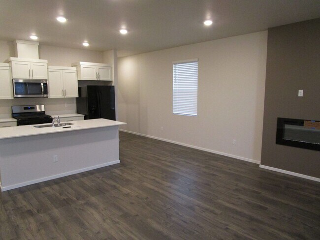 Foto del edificio - 512 NE Union Loop