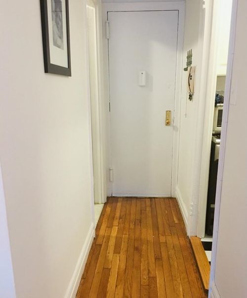 Foto del edificio - 203 W 23rd St