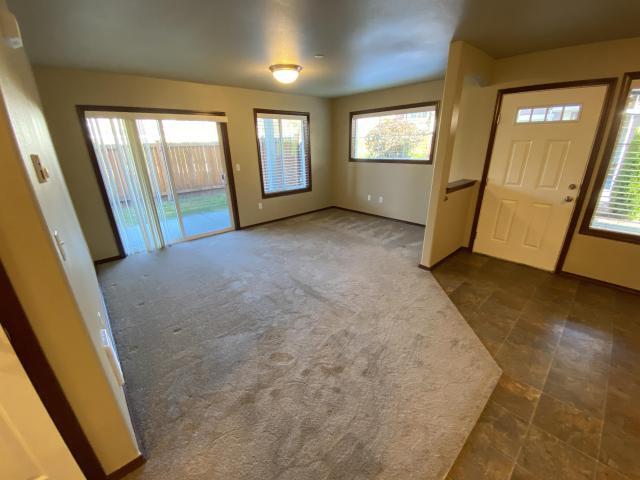 Building Photo - 3 bedroom in Marysville WA 98271