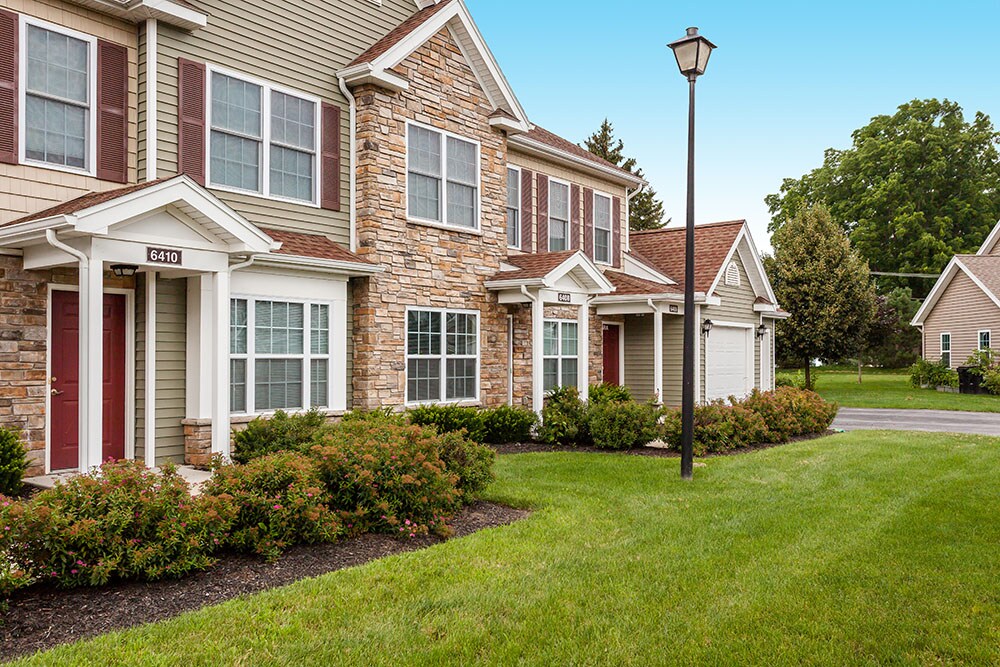 Villas of Victor & Regency Townhomes Apartments Victor, NY