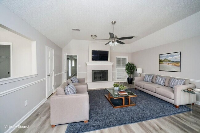 Foto del edificio - 5036 Brooksbank Cove S