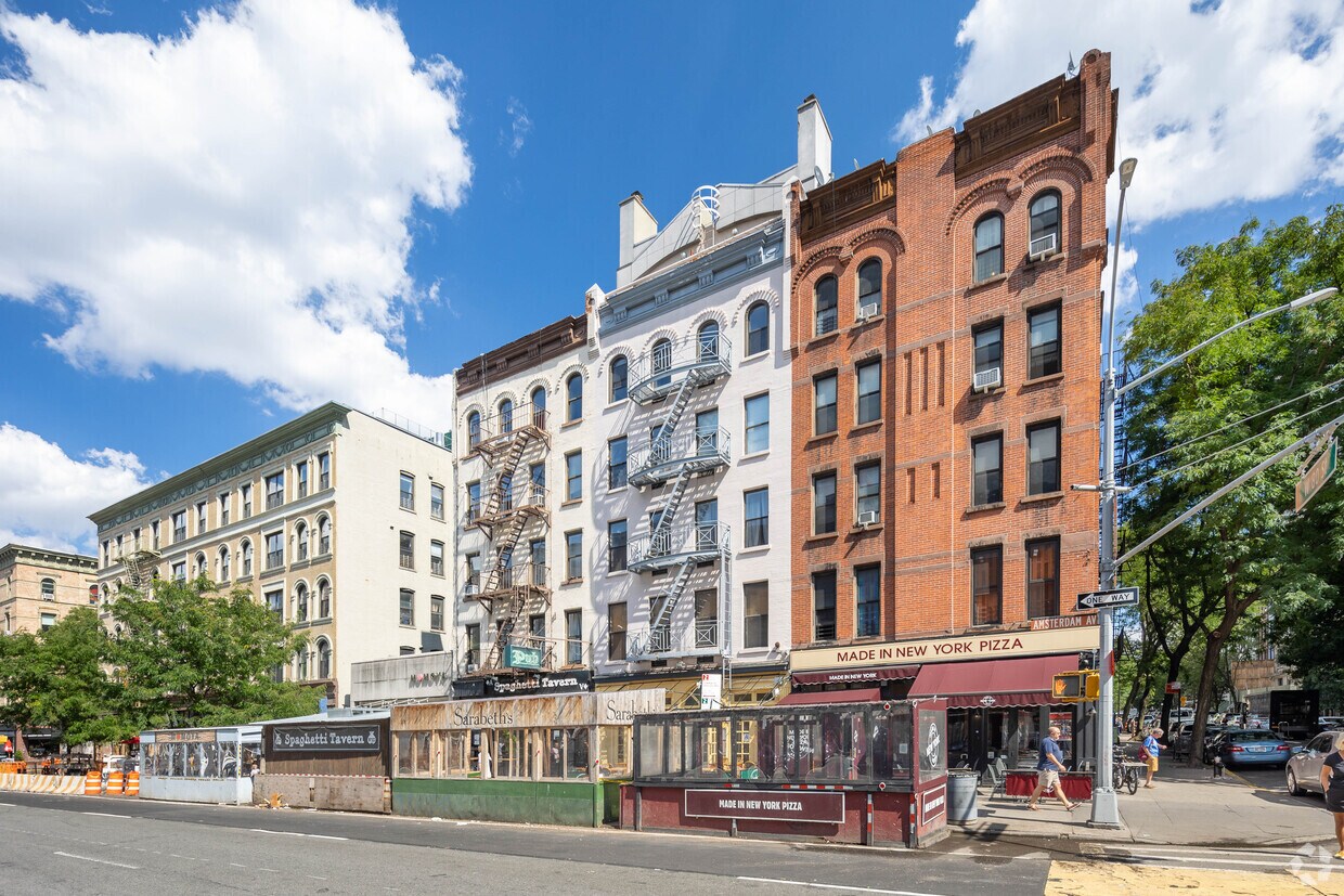 Primary Photo - 423 Amsterdam Ave