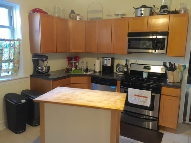 Primary Photo - 2434 W Pensacola Ave