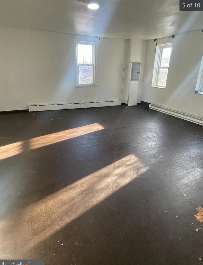 Building Photo - 2723 W 3rd St