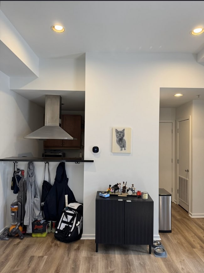 entryway - 1211 Light St