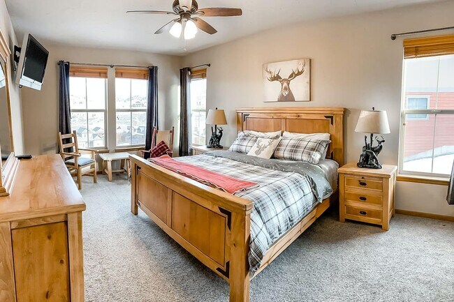 Foto del edificio - 120 Fairway Ln