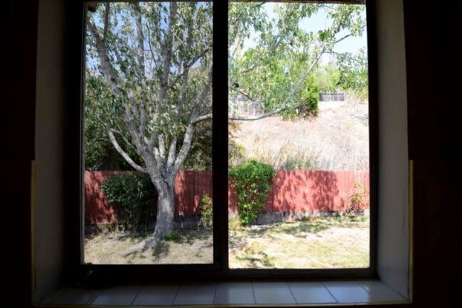 Foto del edificio - NEW LISTING!Charm. 3BR/1.5 Home,Hdwd Flrs,...