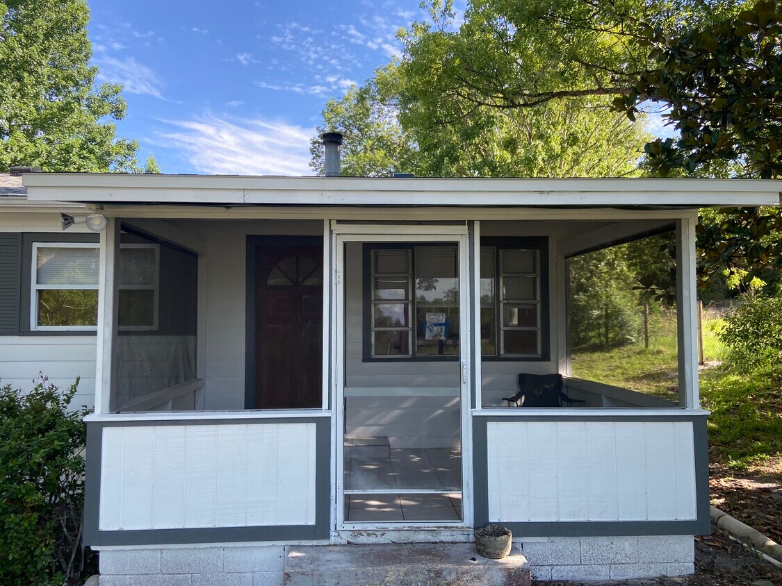 Primary Photo - 32044 2nd Ave