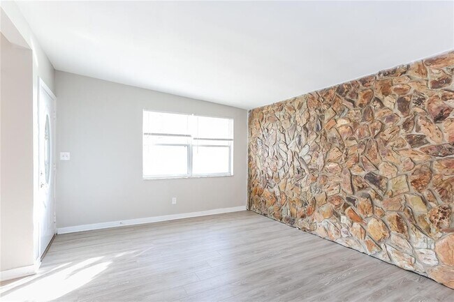 Foto del edificio - 3775 Abington Ave S