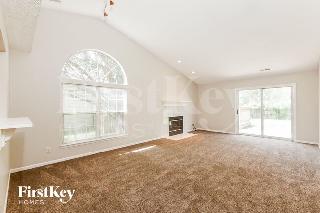 Building Photo - 12452 Van Spronsen Way