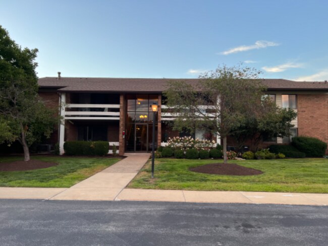 Foto del edificio - 1265 Lost Nation Rd