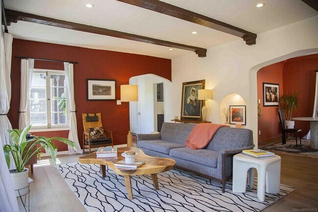 Foto del edificio - 2925 Graceland Way