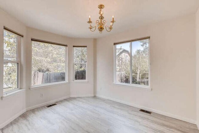 Building Photo - 5841 E Wetlands Dr