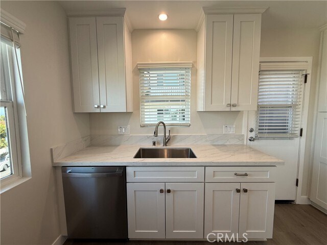 Foto del edificio - 665 W 34th St