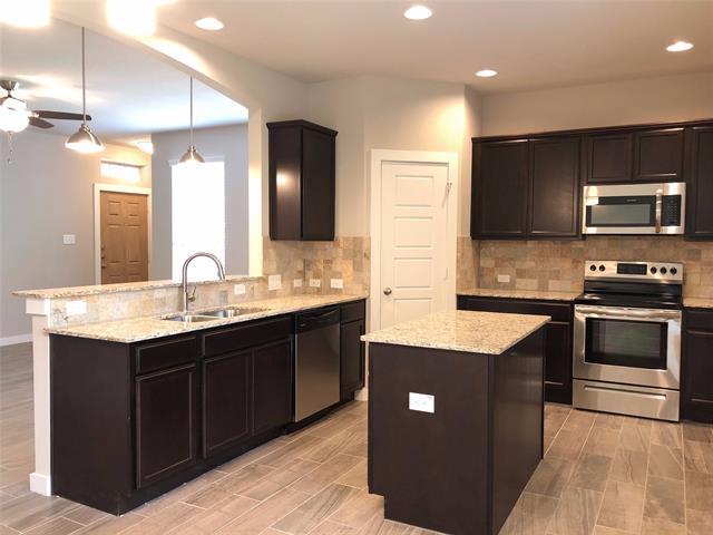 Building Photo - 1023 Skyview Ct