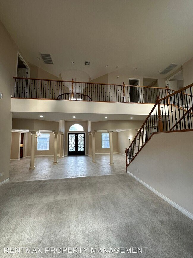 Foto del edificio - 4 br, 4.5 bath House - 2743 S MILLER LN