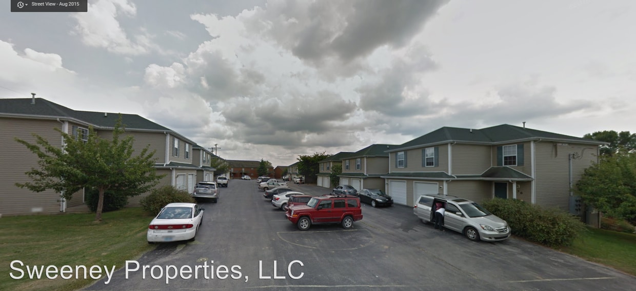 Primary Photo - 258-258 Pinnacle Ct