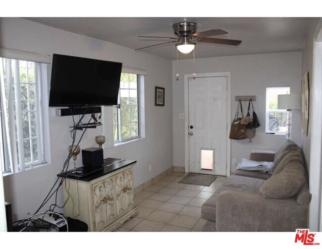 Building Photo - 14768 Maclay St