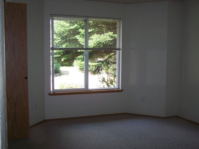 Building Photo - 72 E Pine Park Ln