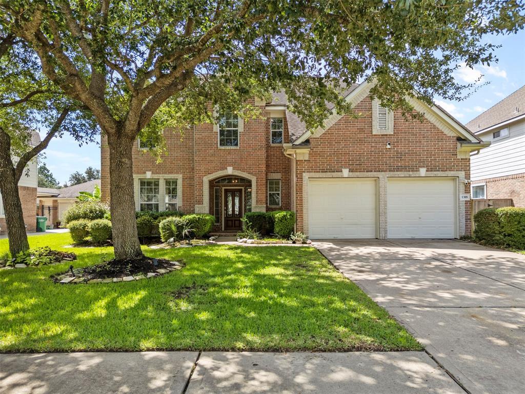 Foto principal - 1318 Wealden Forest Dr