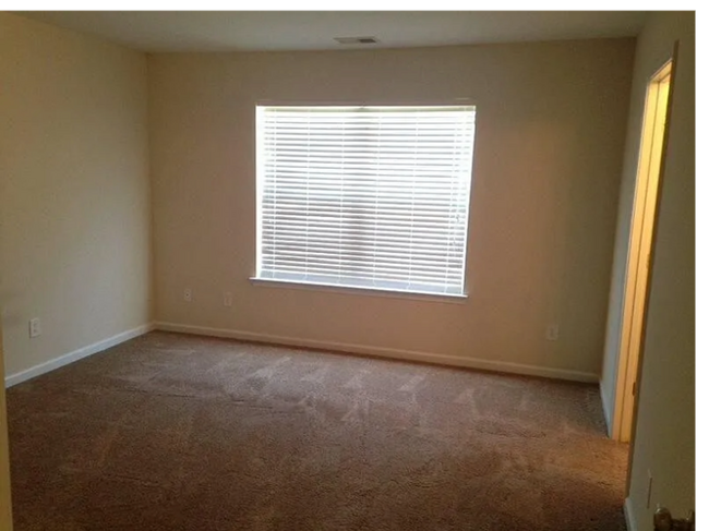 Foto del edificio - Lexington - Persimmon Grove