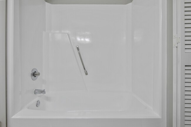 Main Bath 2 - 1853 Tryon Dr