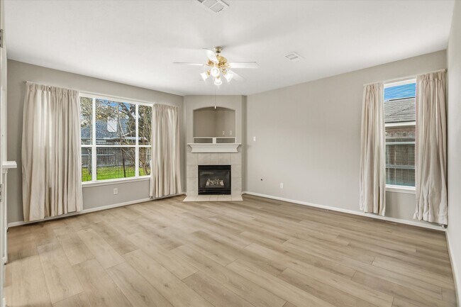 Foto del edificio - 11511 Mill Bridge Ct