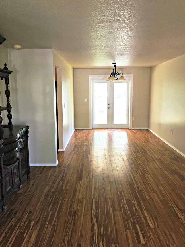 Foto del edificio - 4-Bedroom in Desirable Prune Hill Neighborhood in Camas!