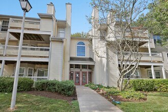 Building Photo - 106 Lassen Ct