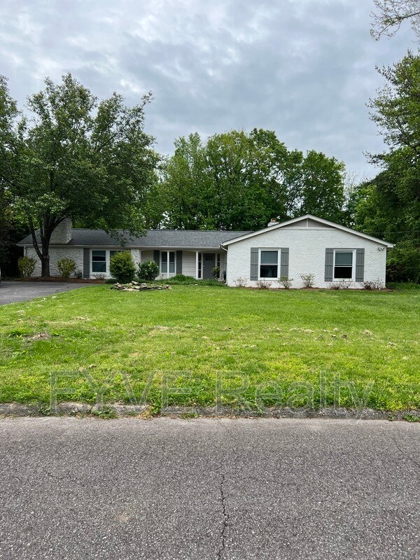 1208 Snowdon Dr, Knoxville, TN 37912 House for Rent in Knoxville, TN