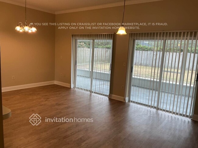 Foto del edificio - 12179 Blackheath Cir