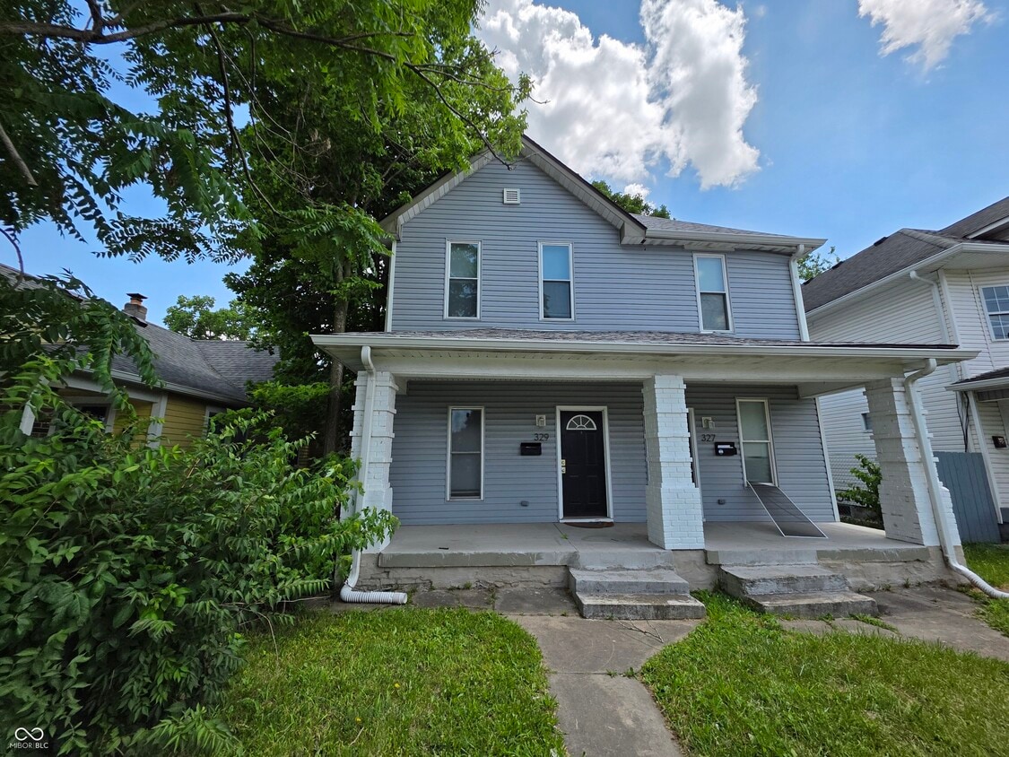 Foto principal - 329 N Sherman Dr